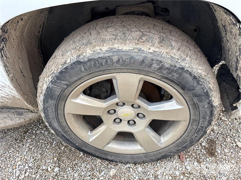 Chevrolet Tahoe LS 2WD SUV (Inoperable) Cars