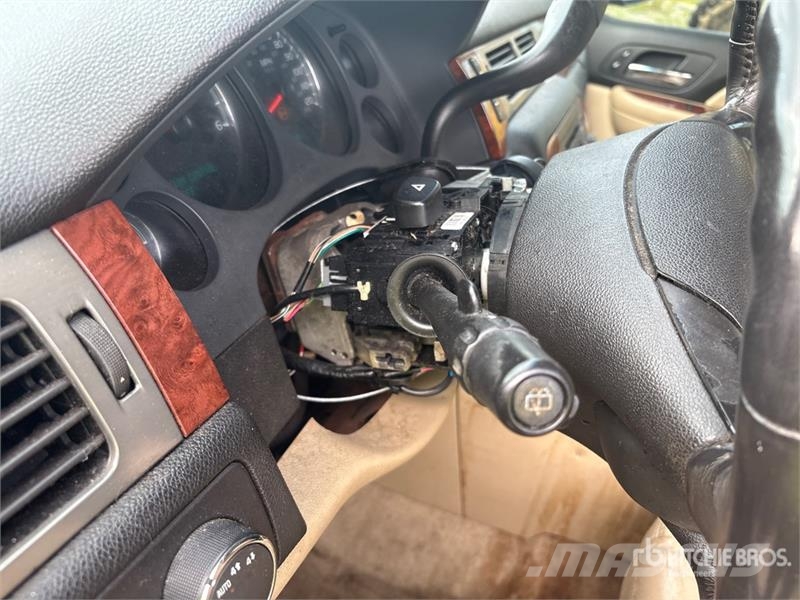 Chevrolet Tahoe LT Otomobiller