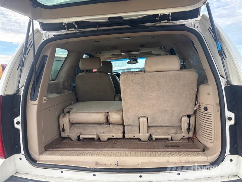Chevrolet Tahoe LT Otomobiller