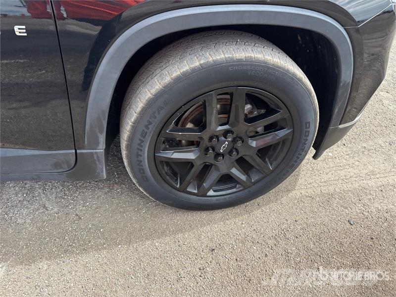 Chevrolet Traverse AWD SUV Avtomobili