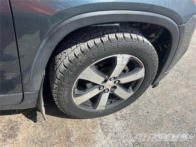 Chevrolet Traverse LT AWD SUV 汽车
