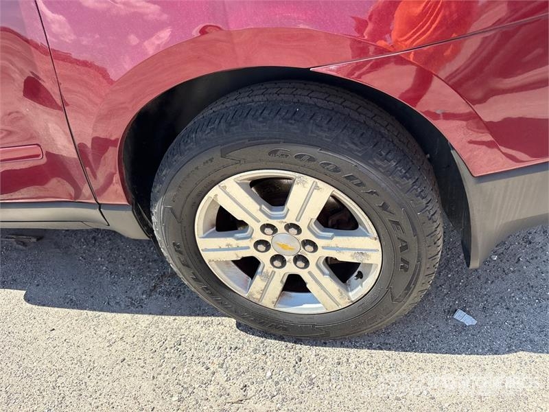 Chevrolet Traverse LT 2WD SUV Avtomobili