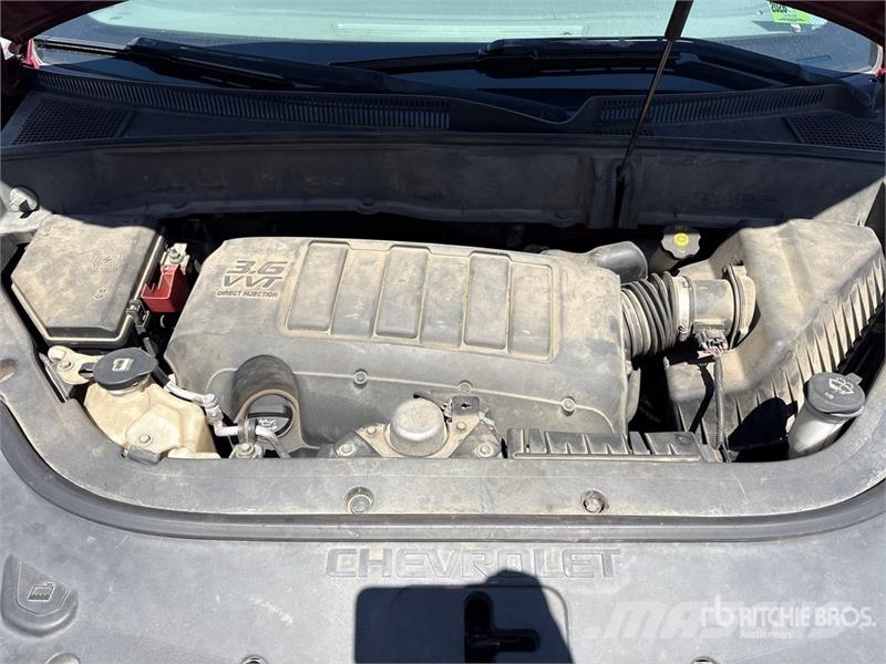 Chevrolet Traverse LT 2WD SUV Avtomobili