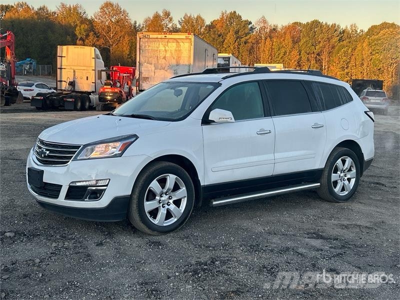 Chevrolet Traverse SUV Lengvieji automobiliai