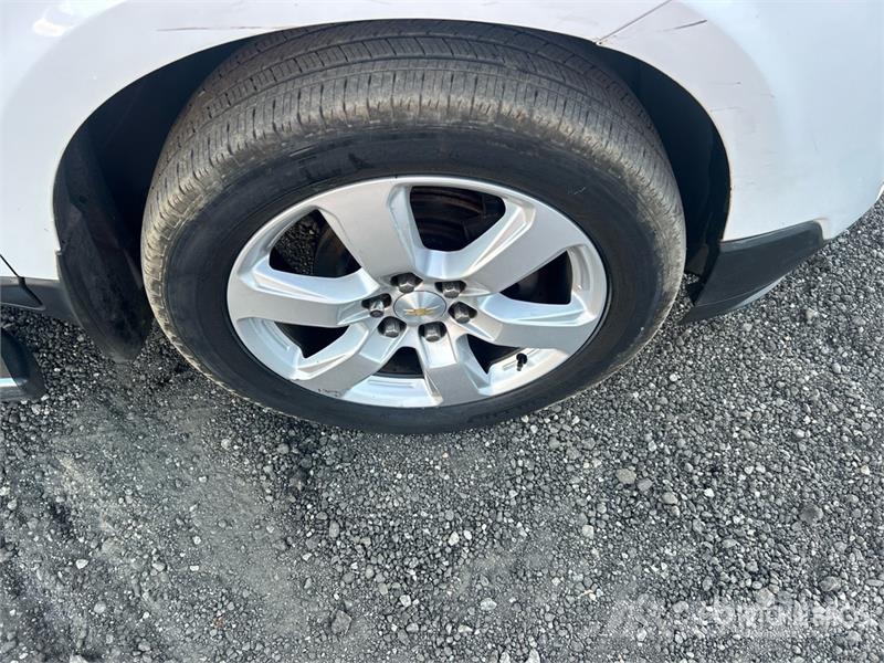 Chevrolet Traverse SUV Lengvieji automobiliai