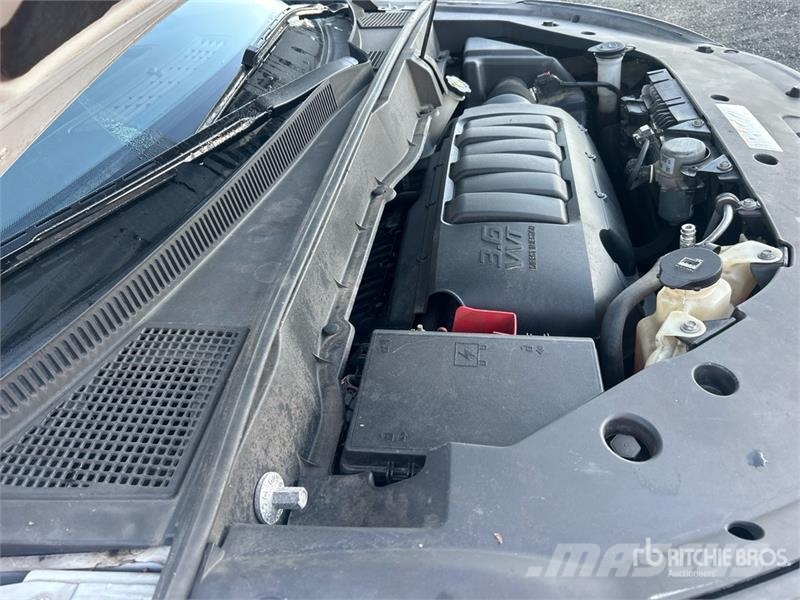 Chevrolet Traverse SUV Lengvieji automobiliai