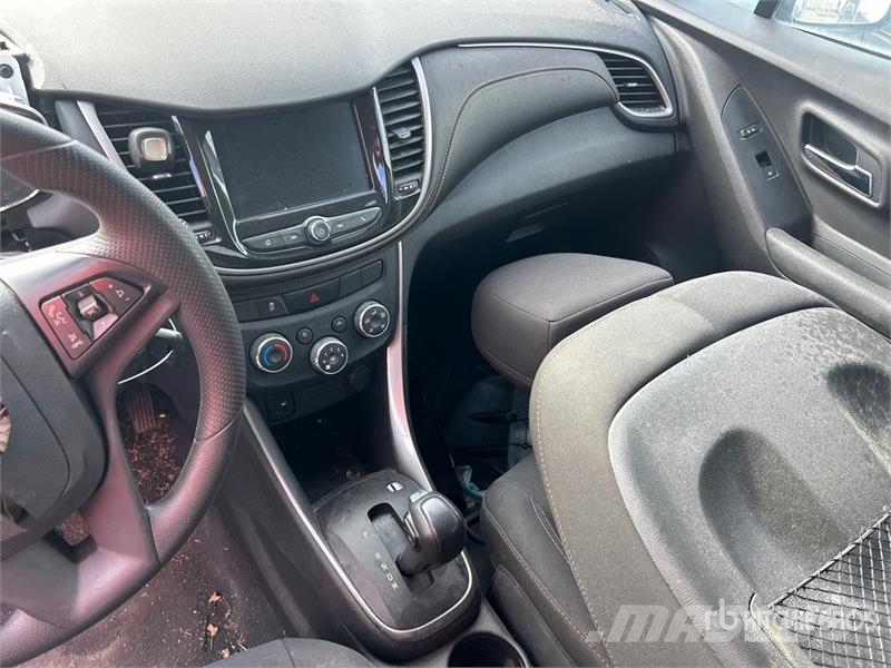Chevrolet Trax 2WD SUV (Inoperable) Otomobiller