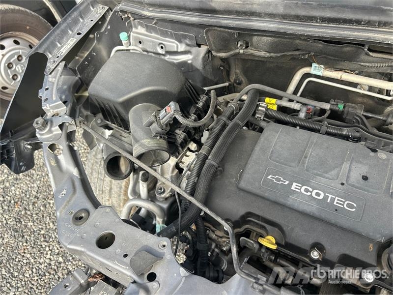 Chevrolet Trax 2WD SUV (Inoperable) Otomobiller