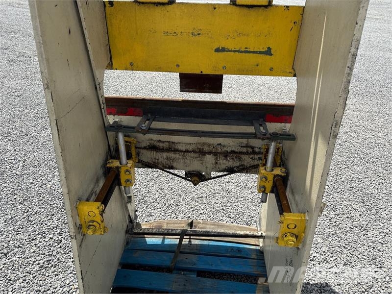 Chicago Dreis & Krump Shop Press Citas sastāvdaļas