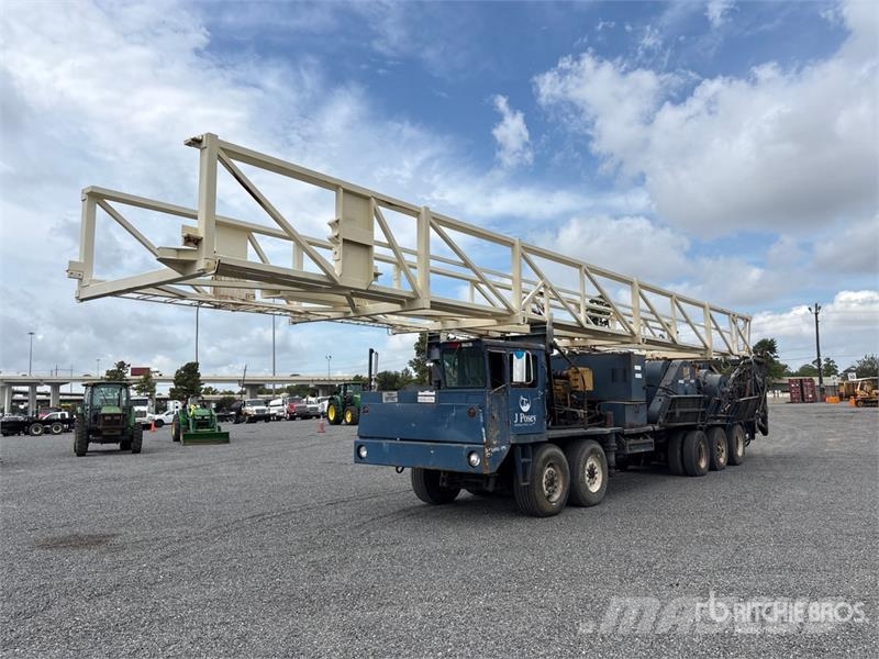 Chicago Mfg. 201-1353A 10x4 Work Over Rig Procesapparatuur en machines