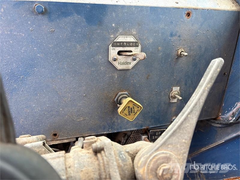 Chicago Mfg. 201-1353A 10x4 Work Over Rig Procesapparatuur en machines