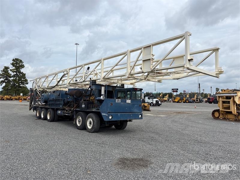 Chicago Mfg. 201-1353A 10x4 Work Over Rig Procesapparatuur en machines