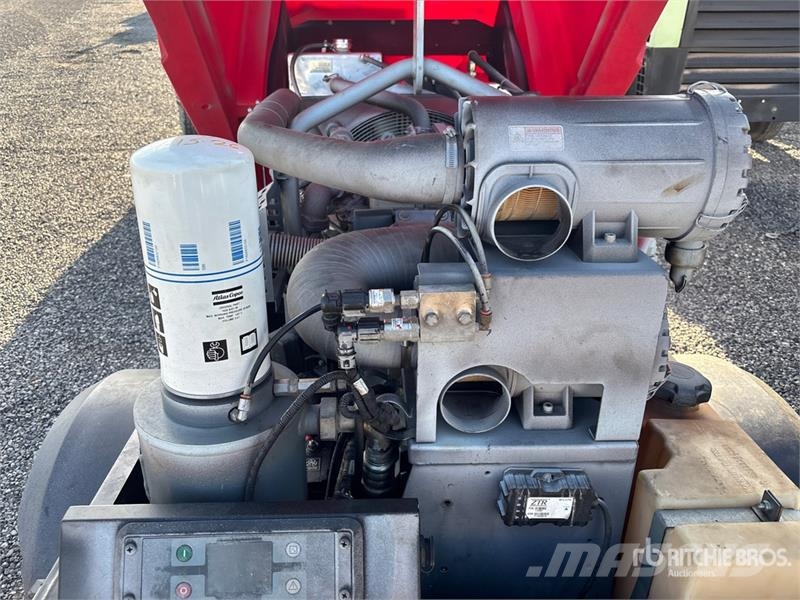Chicago Pneumatic 185 CFM 185 cfm Mobile Air Compressor Compressors