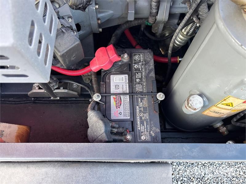 Chicago Pneumatic 185 CFM 185 cfm Mobile Air Compressor Compressors