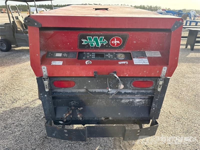 Chicago Pneumatic CP185 185 cfm Air Compressor Kompresory