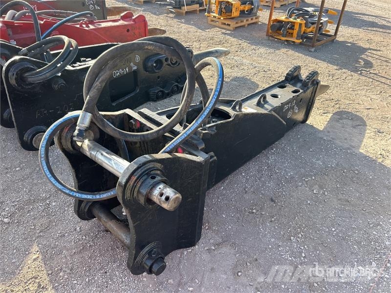 Chicago Pneumatic RX26 Hydraulic Breaker Hammers / Breakers