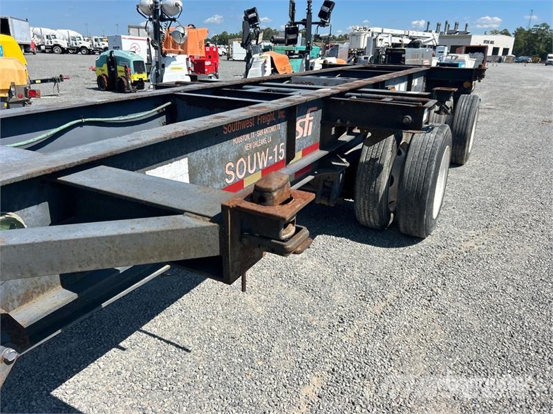 Chief Transportation Product Spread Axle T/A Extendable  Containerchassis