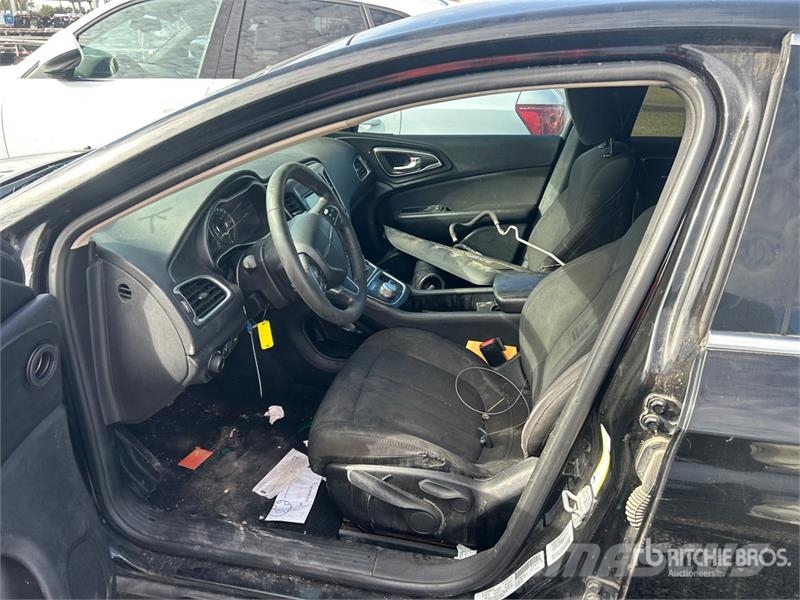 Chrysler 200 Voiture