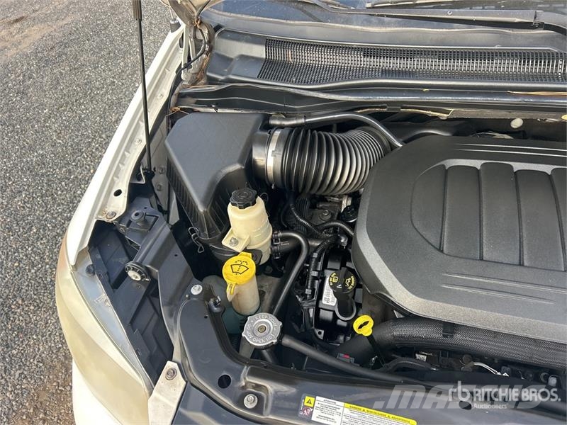 Chrysler Town & Country Minivan Otomobiller