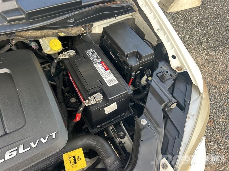 Chrysler Town & Country Minivan Otomobiller