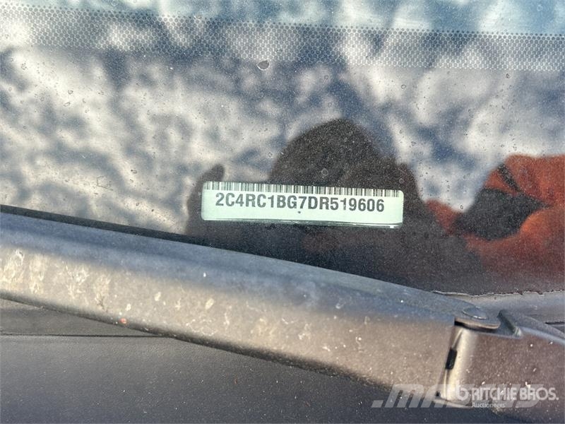 Chrysler Town & Country Minivan Otomobiller