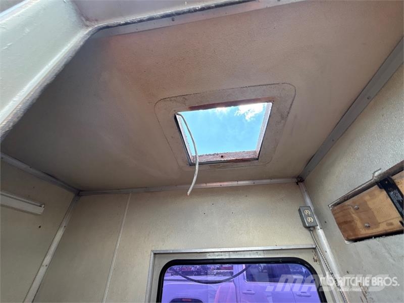 CIMC 9 ft 7 in x 3 ft 7 in Control Room Container Kmetijstvo - drugo