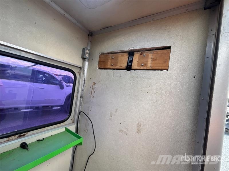 CIMC 9 ft 7 in x 3 ft 7 in Control Room Container Kmetijstvo - drugo