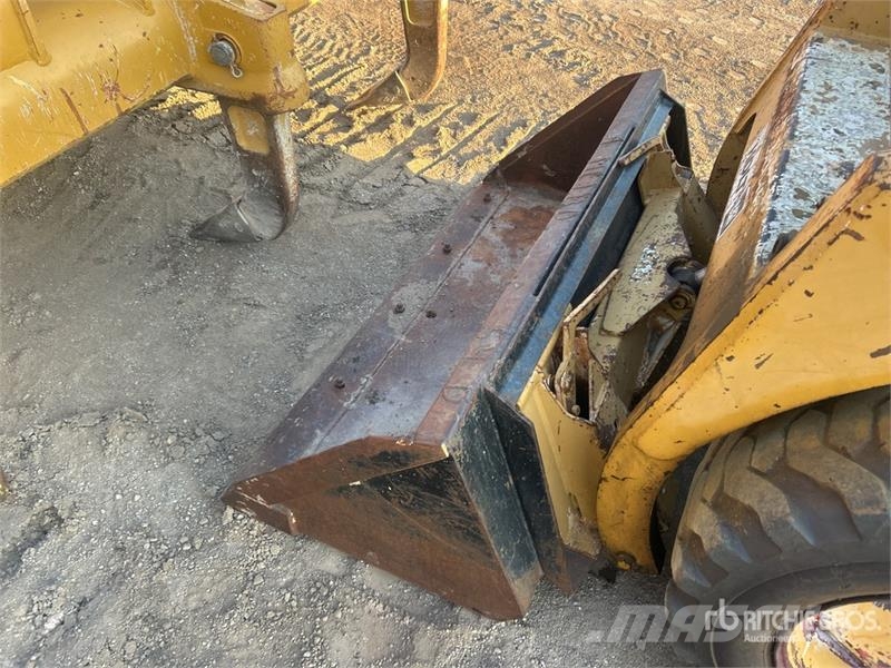 Clark Bobcat 631 Skid Steer Loader Skid steer mini utovarivači