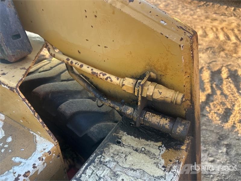 Clark Bobcat 631 Skid Steer Loader Skid steer mini utovarivači