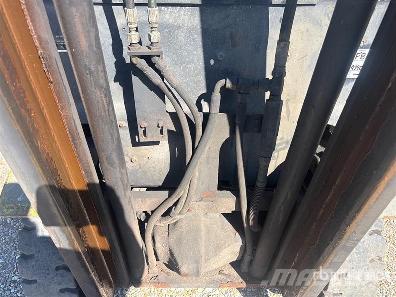 Clark C30CL 5450 lb Cushion Tire Forklift Інше
