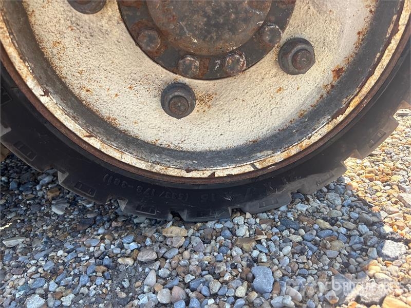 Clark C30CL 5450 lb Cushion Tire Forklift Viljuškari - ostalo