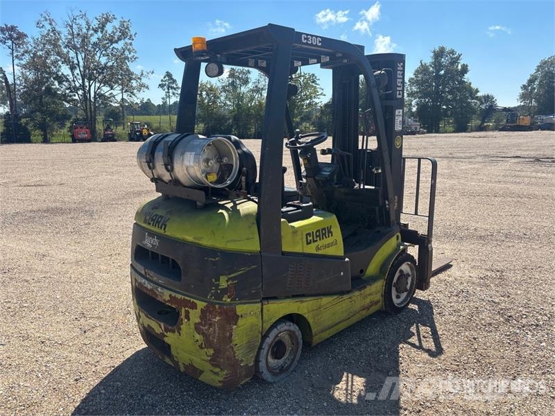 Clark C30CL 5450 lb Cushion Tire Forklift Інше