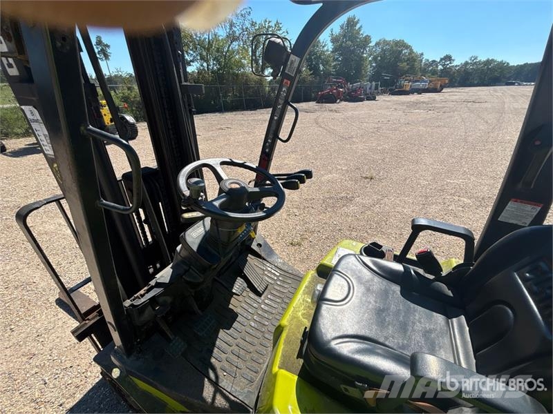 Clark C30CL 5450 lb Cushion Tire Forklift Viljuškari - ostalo