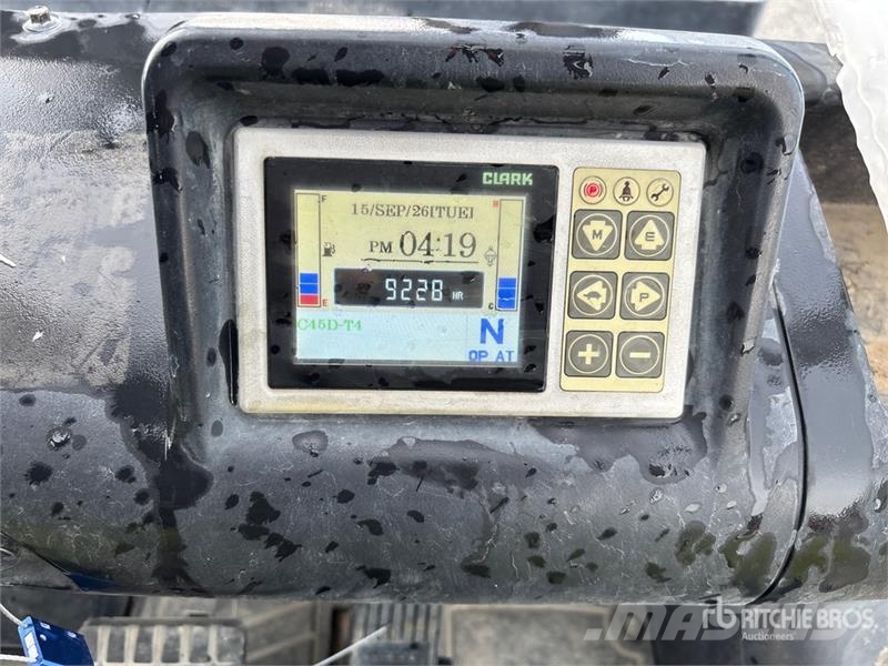 Clark C45D 8050 lb Cushion Tire Forklift Targoncák-Egyéb