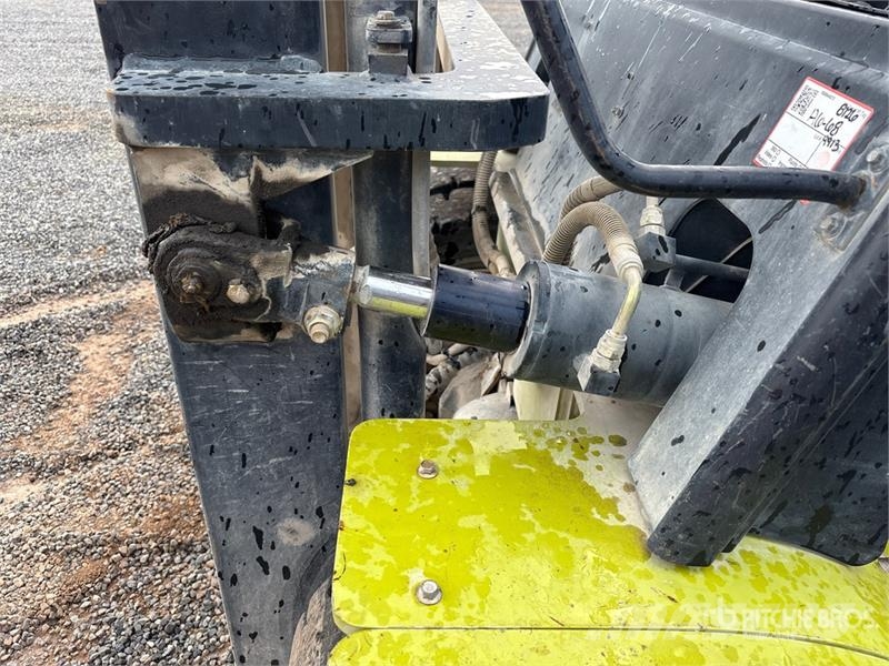 Clark C45D 8050 lb Cushion Tire Forklift Targoncák-Egyéb