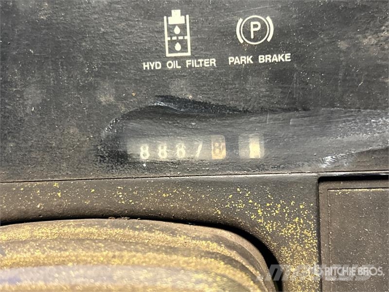 Clark CGP-25 5000 lb Pneumatic Tire Forklift 그 외 지게차