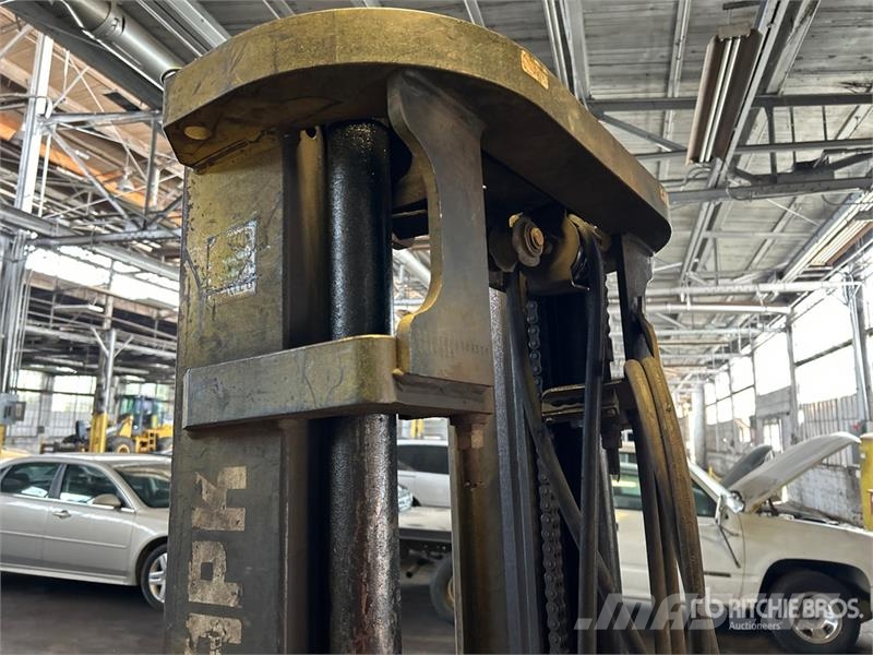 Clark CGP-25 5000 lb Pneumatic Tire Forklift Heftrucks overige