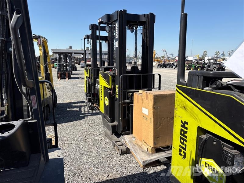 Clark NPX20 3800 lb Forklift Empilhadores - Outros