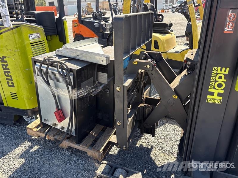 Clark NPX20 3800 lb Forklift Empilhadores - Outros