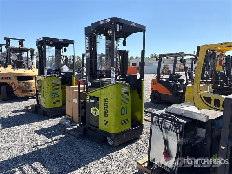 Clark NPX20 3800 lb Forklift Empilhadores - Outros