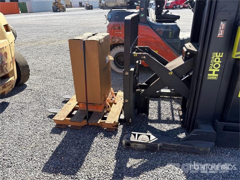 Clark NPX20 3800 lb Forklift Empilhadores - Outros