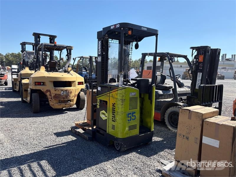 Clark NPX20 3800 lb Forklift Empilhadores - Outros