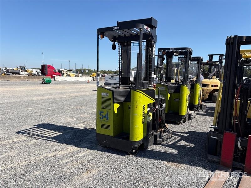Clark NPX20 3800 lb Forklift Empilhadores - Outros