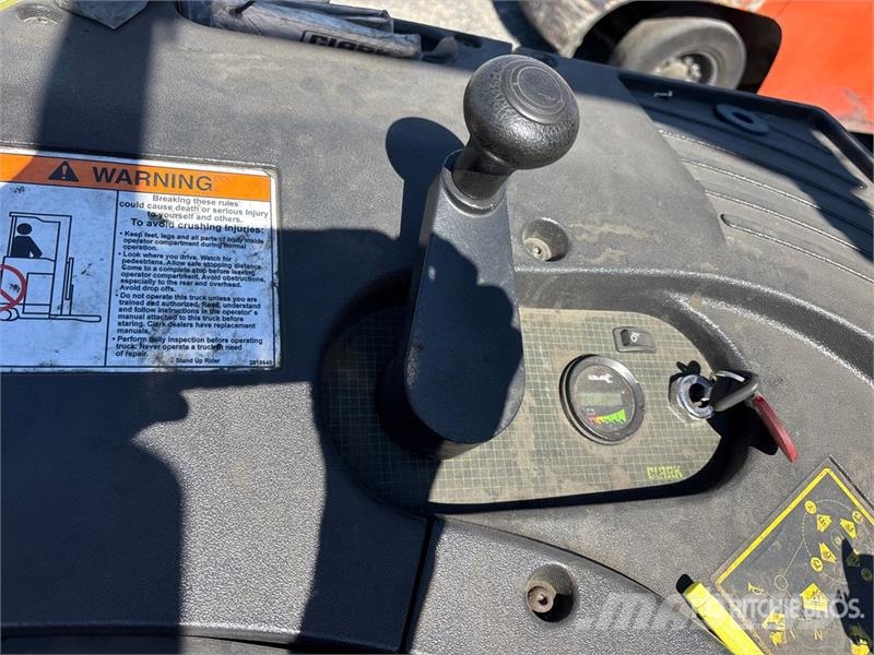 Clark NPX20 4000 lb Electric Forklift Električni viljuškari