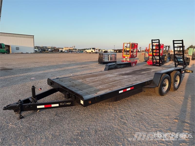  CLBT 18 ft T/A Equipment Trailer Ремаркета за превоз на автомобили
