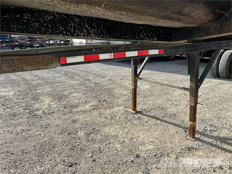 Clement HL3228 32 ft T/A Frameless End Dump Trailer (Inope 自卸拖车