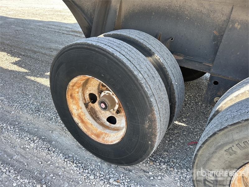 Clement HL3750MK2-AIR 37 ft T/A Frameless End Dump Trailer Самоскиди