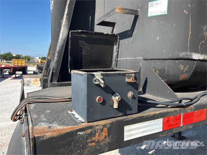 Clement HL3750MK2-AIR 37 ft T/A Frameless End Dump Trailer Самоскиди