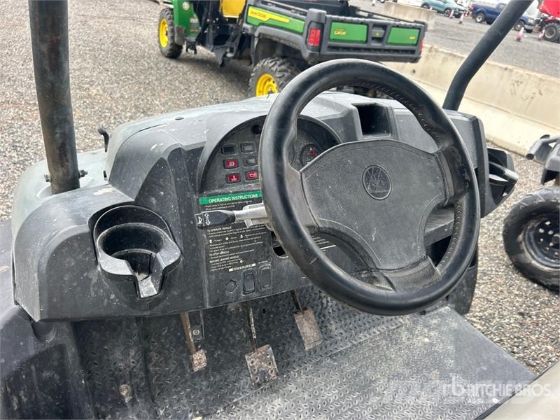 Club Car Carryall 1700 4x4 Utility Vehicle ユーティリティー機械