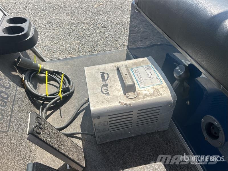 Club Car DS Blue Electric Golf Cart Golfbilar